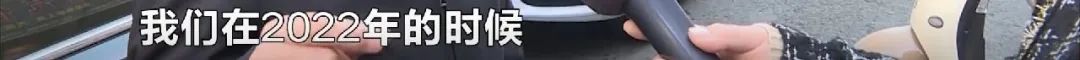 DƬ